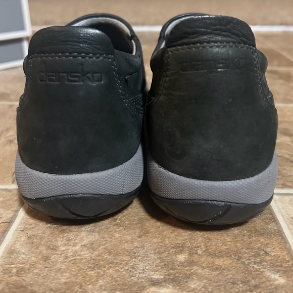 WOMENS DANSKO PATTI MILLED NUBUCK SHOES- BLACK - Picture 3 of 11